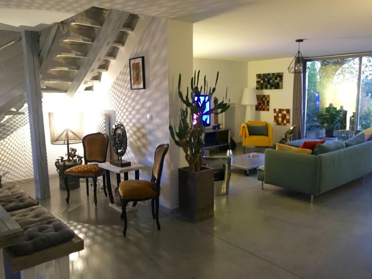 Maison Du Bois Breton Camblanes-et-Meynac Экстерьер фото